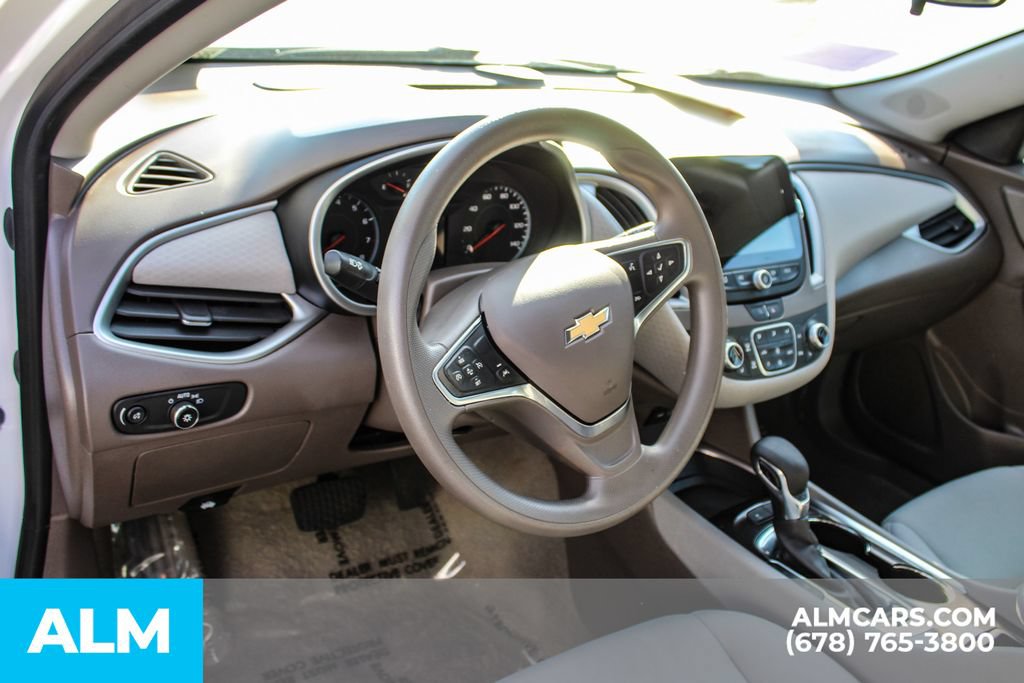 Used 2024 Chevrolet Malibu LT FWD image 29