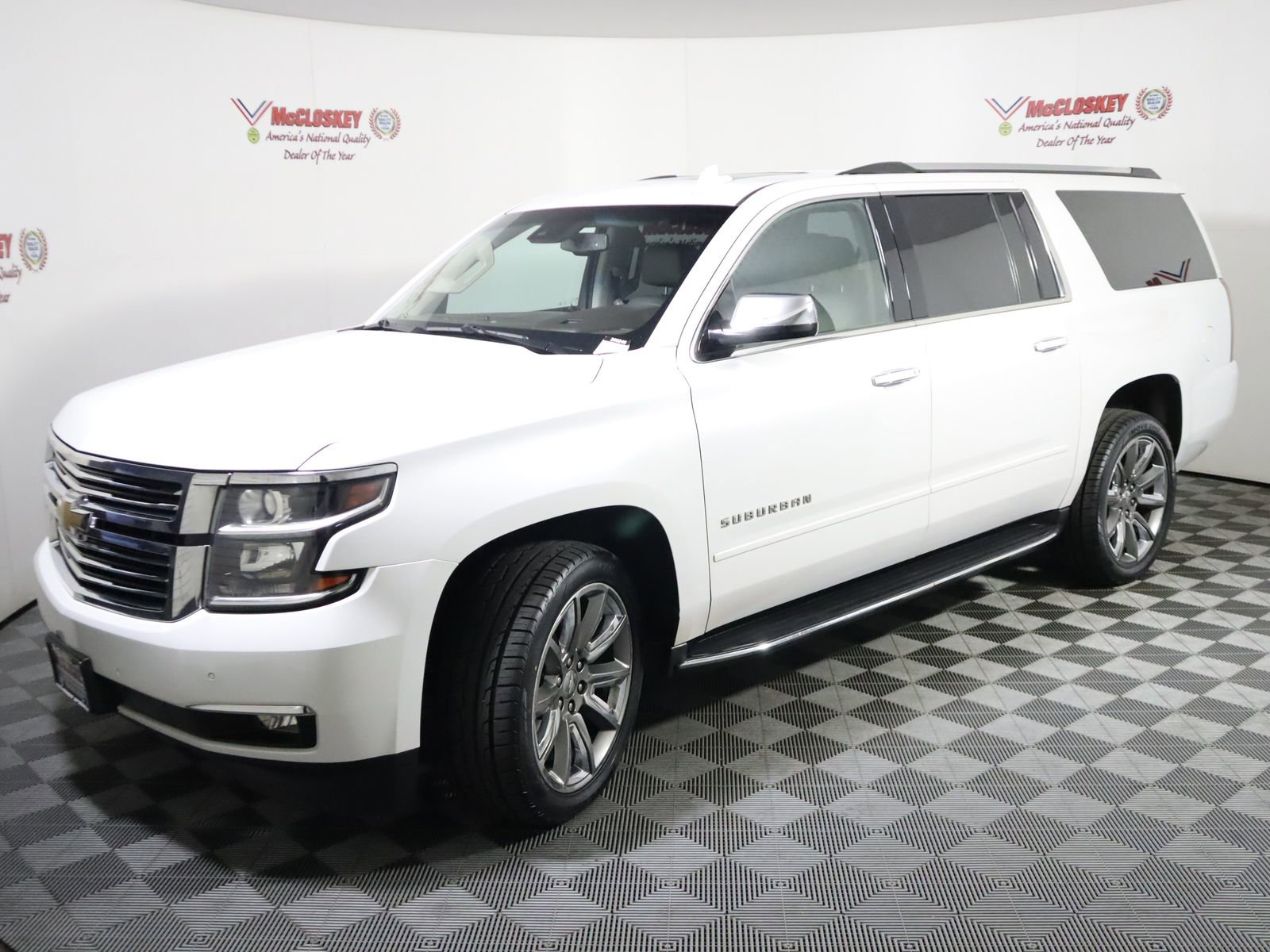 Used 2019 Chevrolet Suburban Premier AWD/4WD image 13