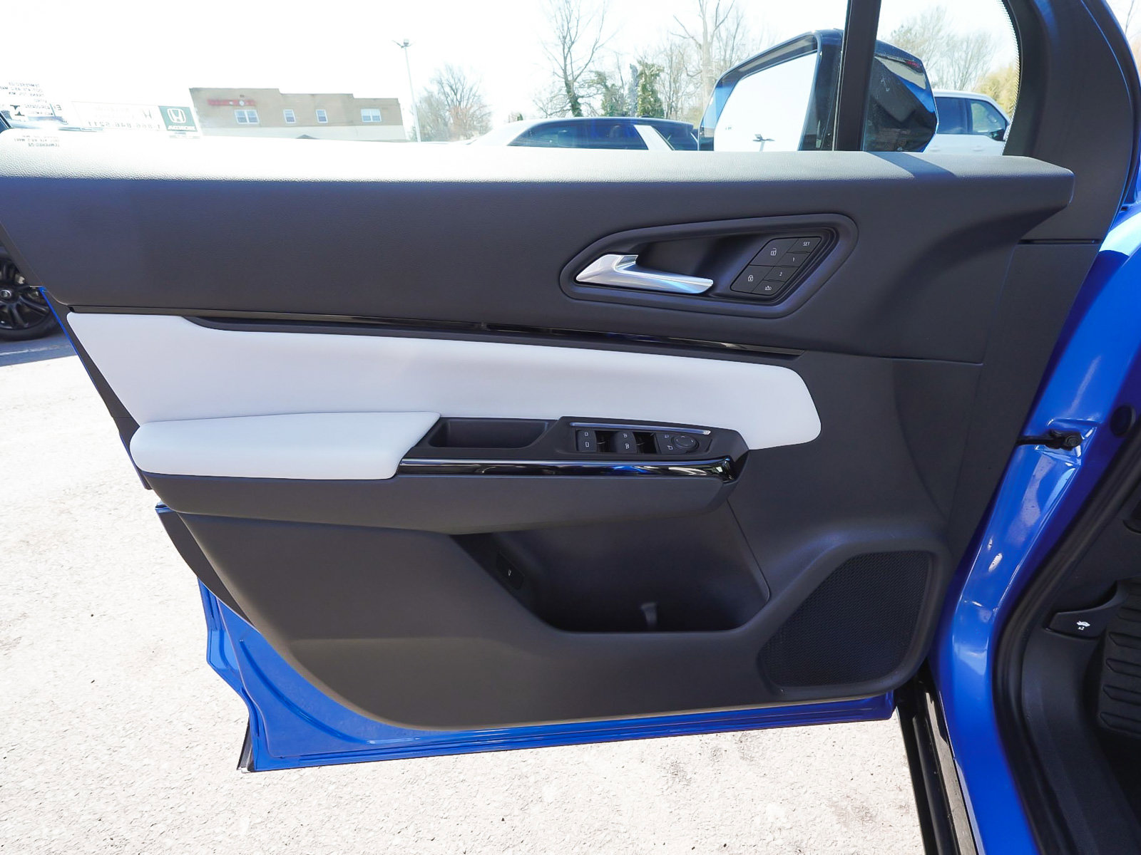 Used 2025 Honda Prologue Touring image 9