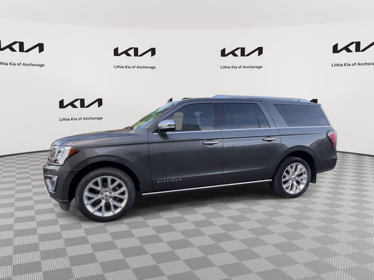 Used 2019 Ford Expedition Max Platinum AWD/4WD image 5
