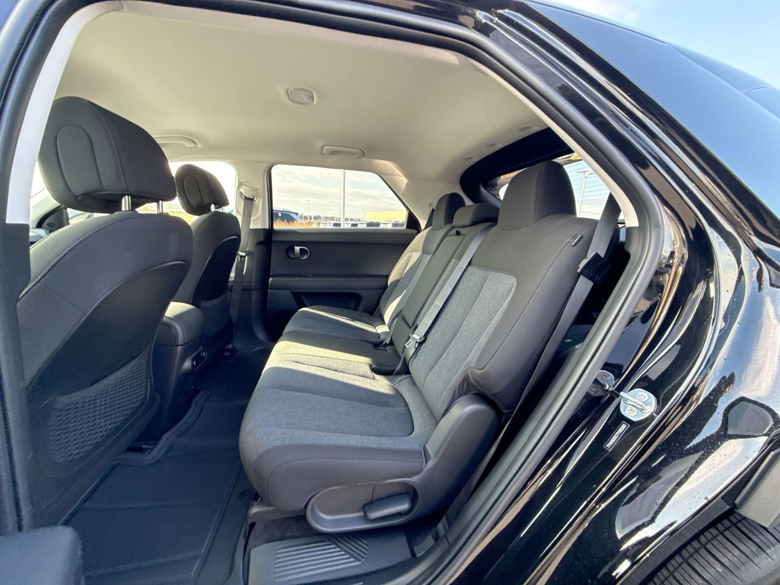 New 2026 Hyundai Ioniq 5 SE AWD/4WD image 24