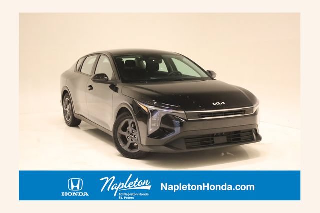 Used 2025 Kia K4