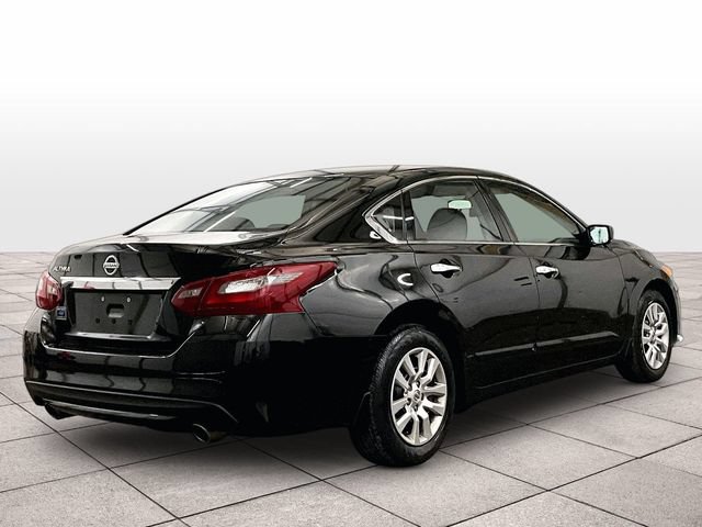 Used 2018 Nissan Altima 2.5 S w/ S Convenience Package FWD image 11