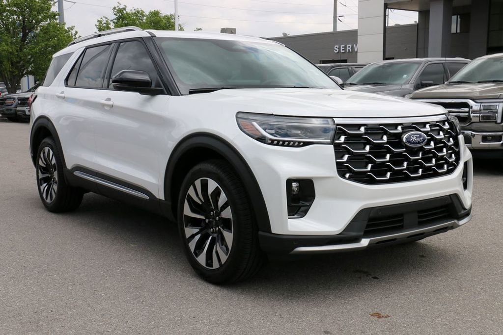 New 2026 Ford Explorer Platinum AWD/4WD image 4