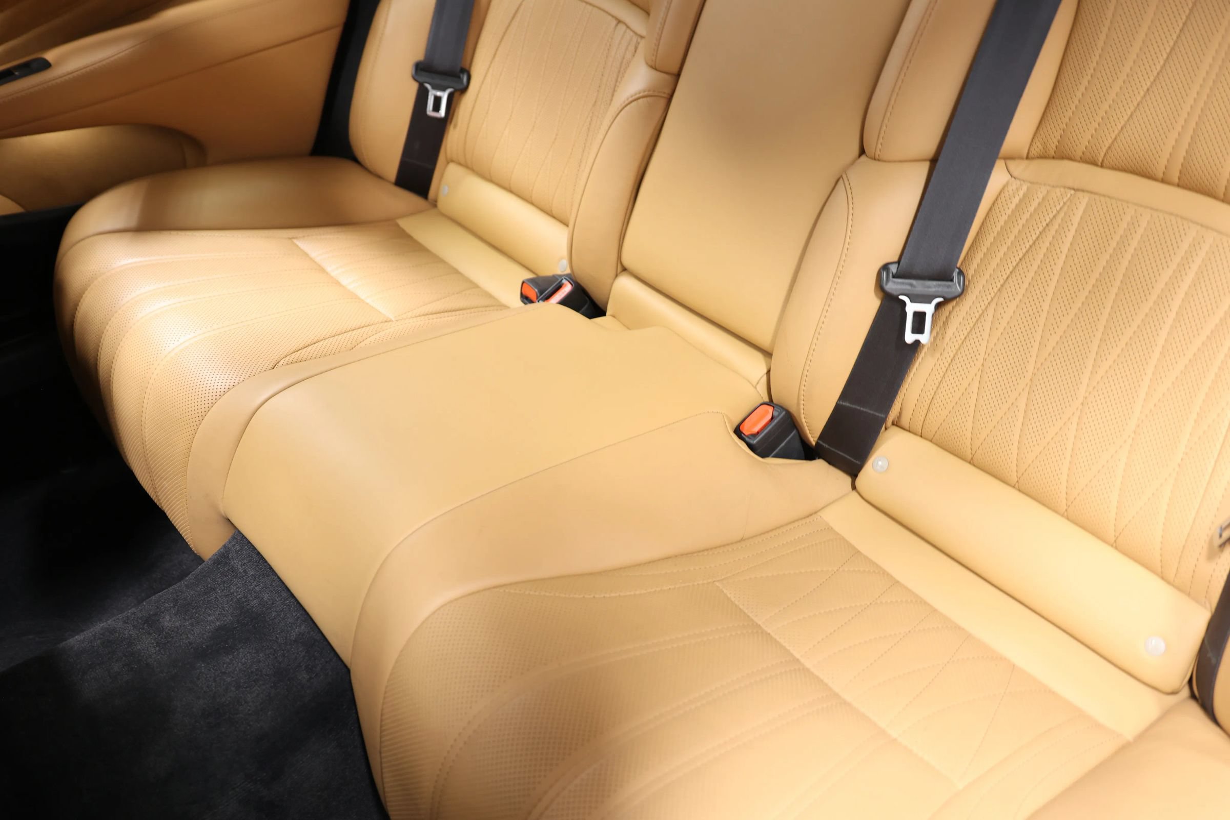 Used 2024 Lexus LS 500 w/ Interior Upgrade Package RWD image 61