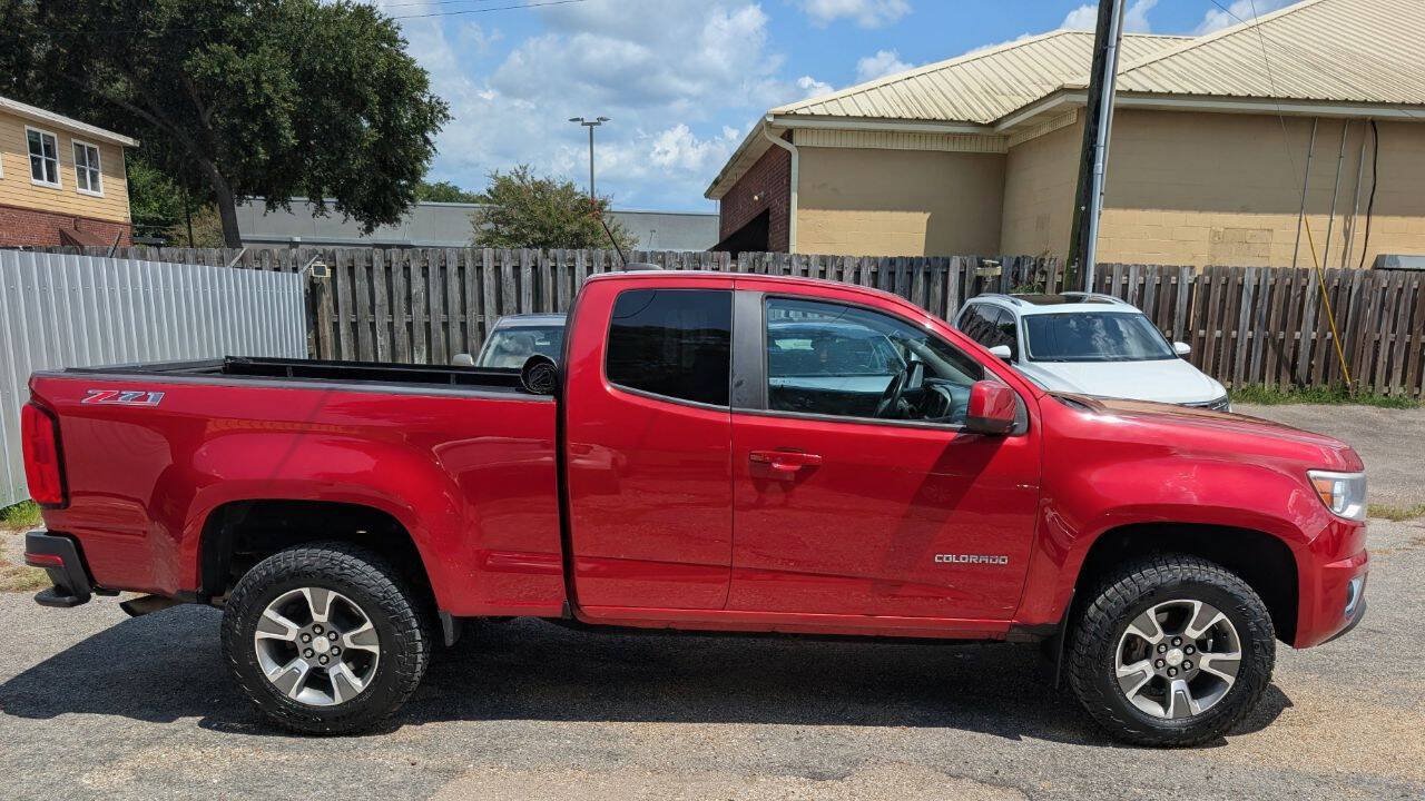 Used 2016 Chevrolet Colorado Z71 RWD image 2