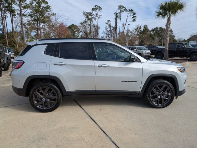 New 2026 Jeep Compass Latitude AWD/4WD image 3