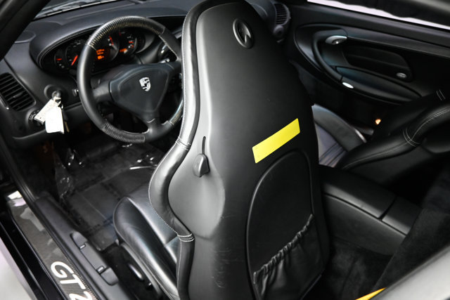 Used 2003 Porsche 911 GT2 RWD image 50