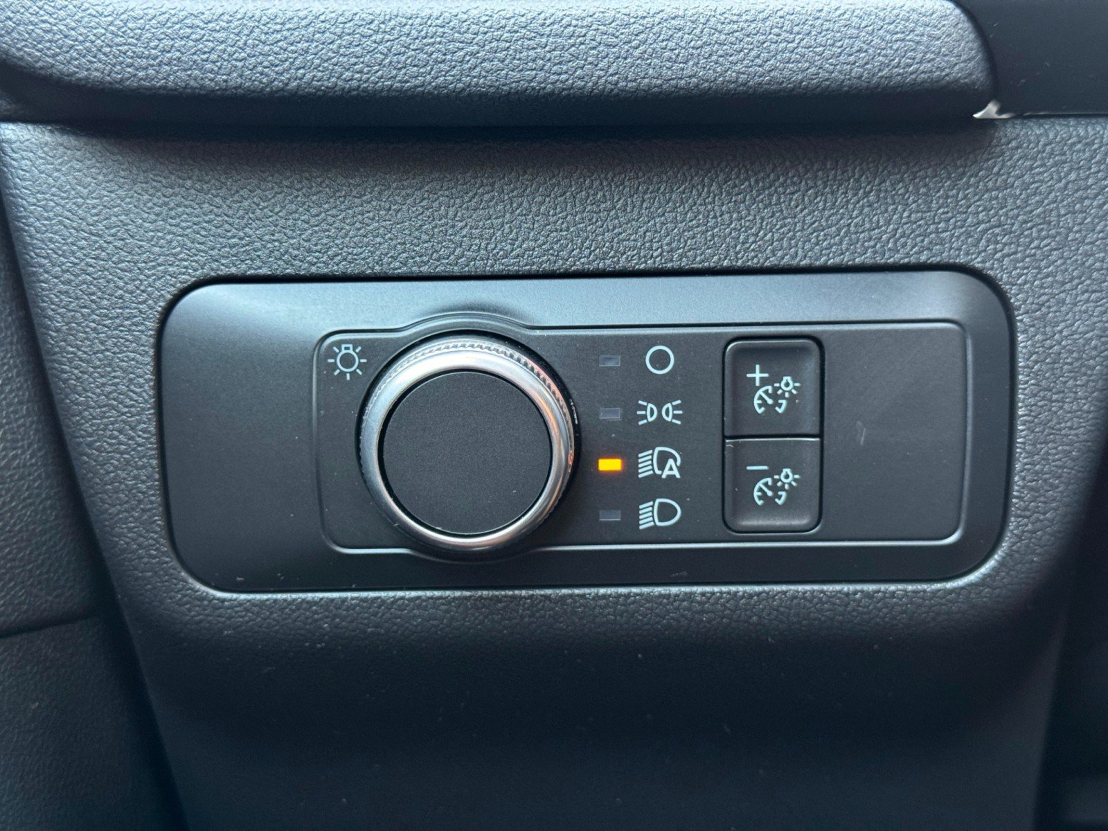 Used 2022 Ford Escape S AWD/4WD image 16