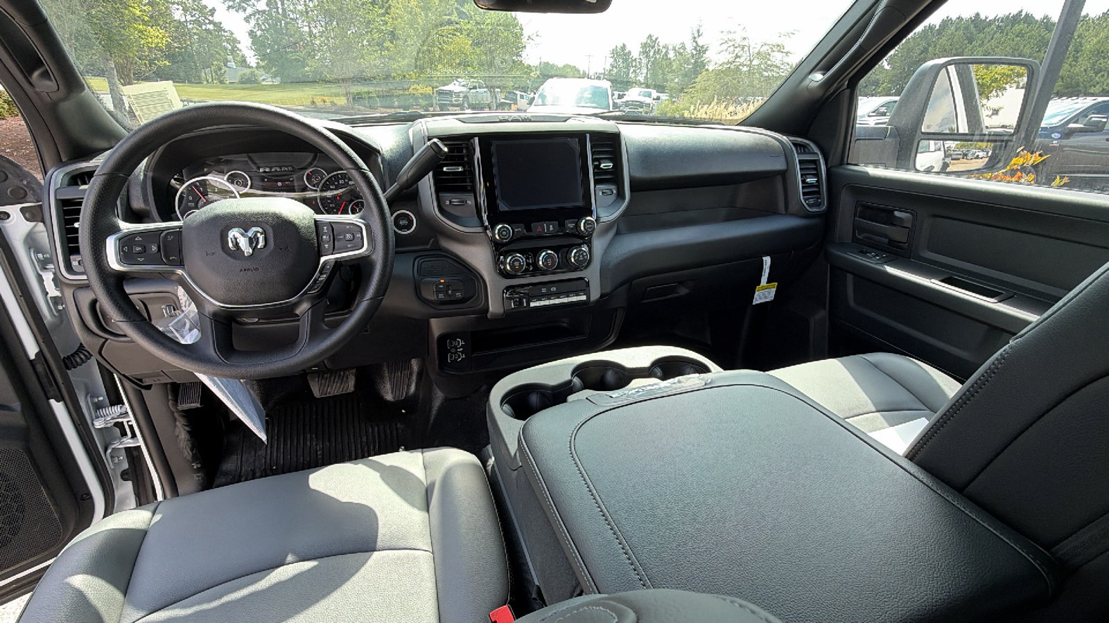 New 2026 RAM 5500 Tradesman w/ Chrome Appearance Group AWD/4WD image 20