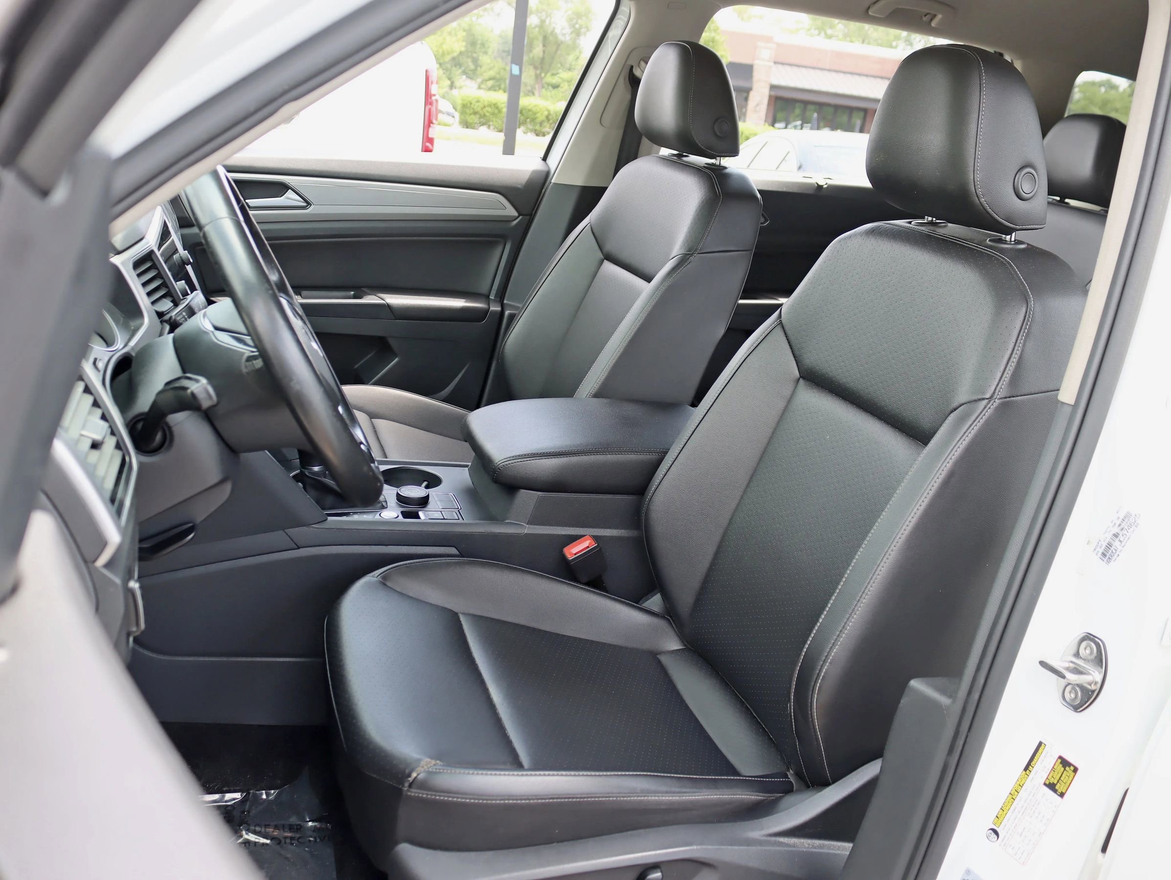 Used 2018 Volkswagen Atlas SE image 27