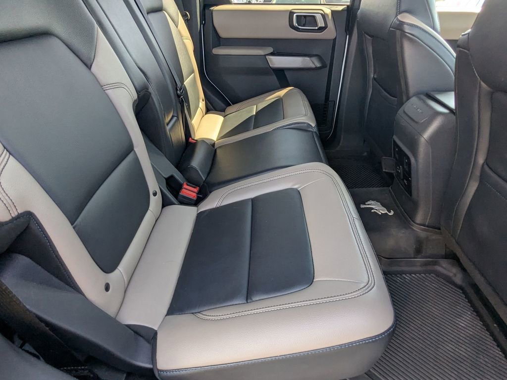Used 2023 Ford Bronco Wildtrak image 19