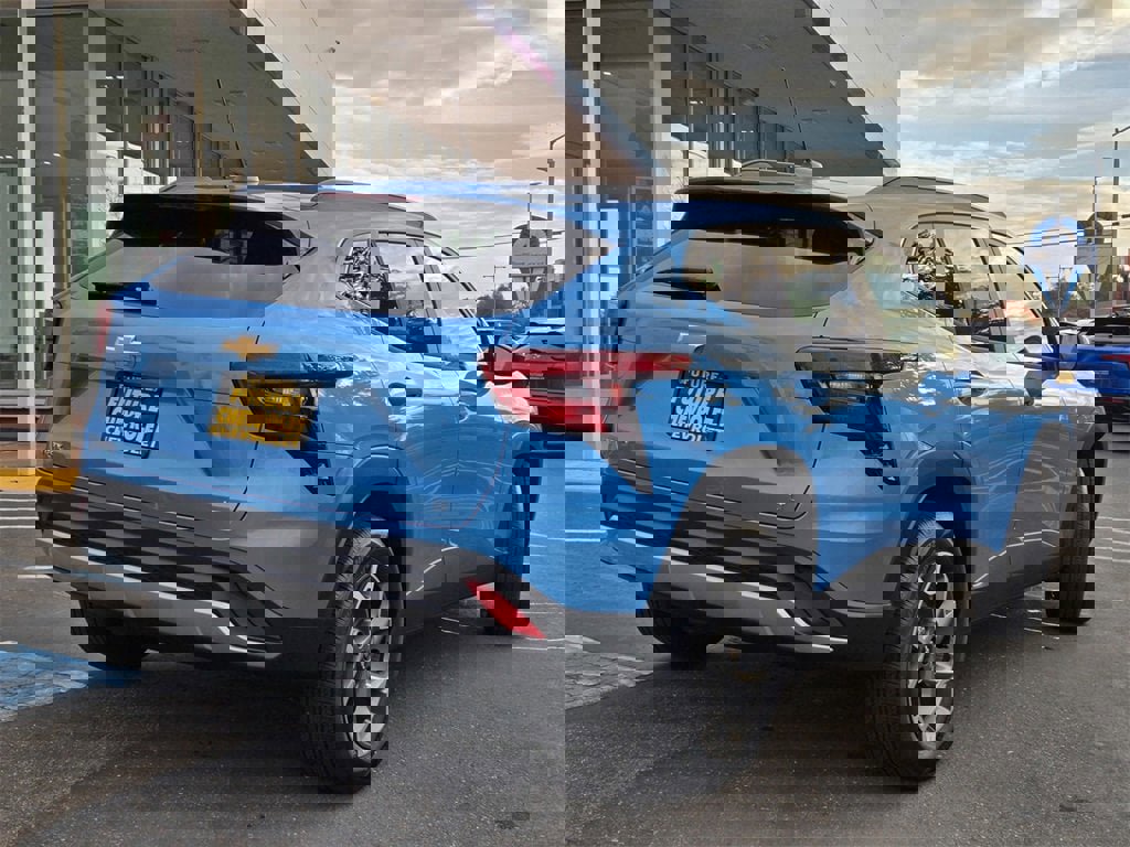 New 2026 Chevrolet Trax LT image 3