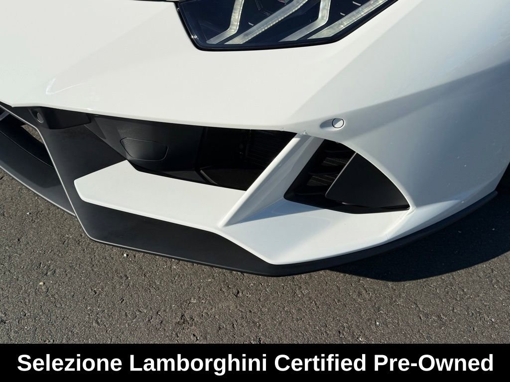Used 2024 Lamborghini Huracan EVO image 14