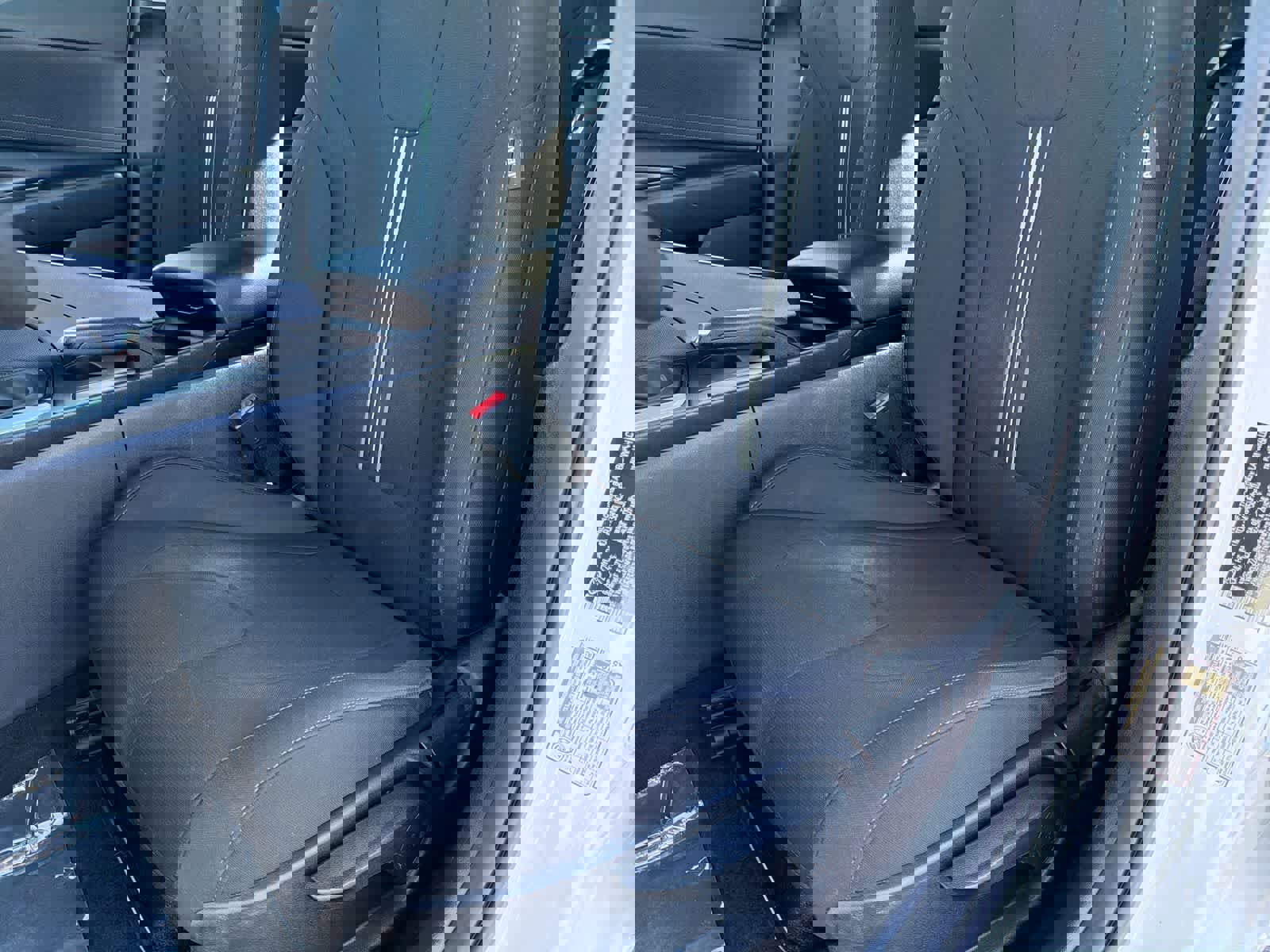 Used 2023 Hyundai Elantra SEL FWD image 17