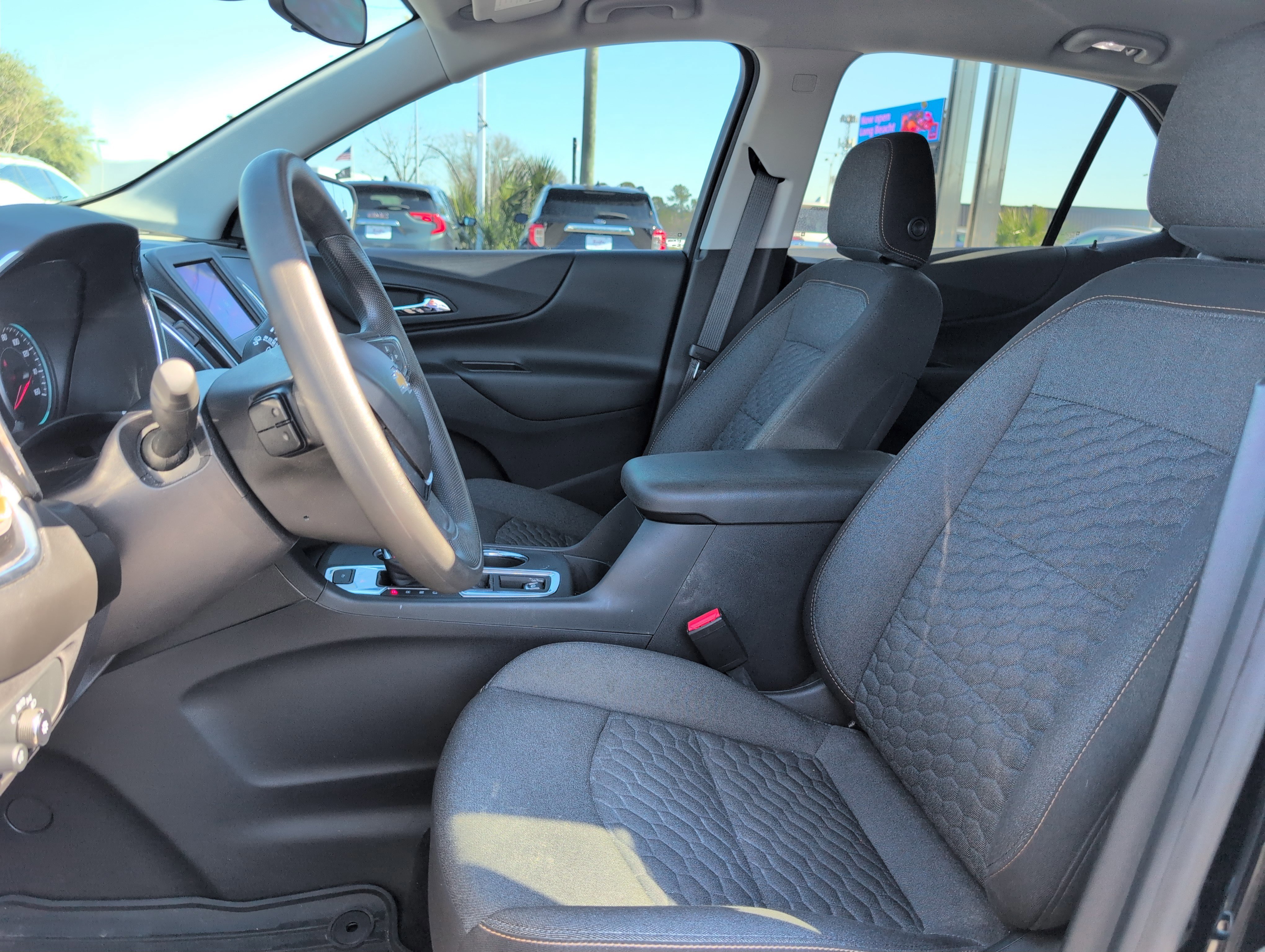 Used 2020 Chevrolet Equinox LT image 13