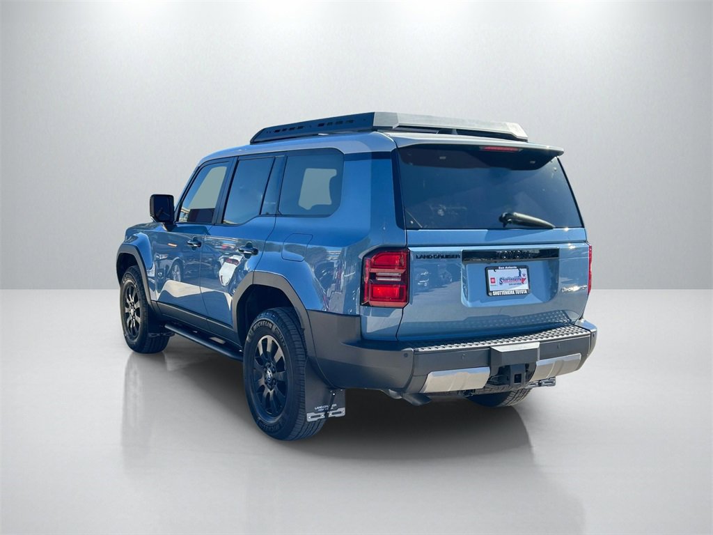 Used 2024 Toyota Land Cruiser image 7
