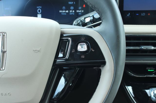 Used 2023 Lincoln Corsair AWD w/ Equipment Group 101A image 27