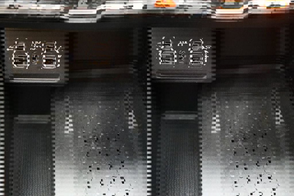 Used 2025 Dodge Durango R/T image 33