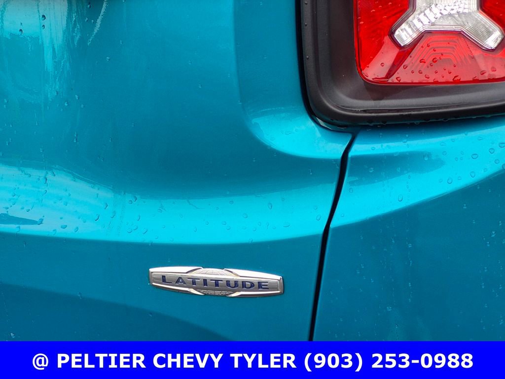 Used 2021 Jeep Renegade Latitude image 9