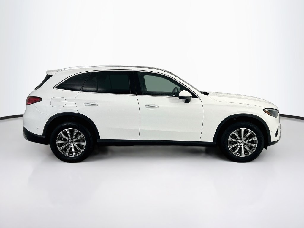 Certified 2026 Mercedes-Benz GLC 300 4MATIC image 4