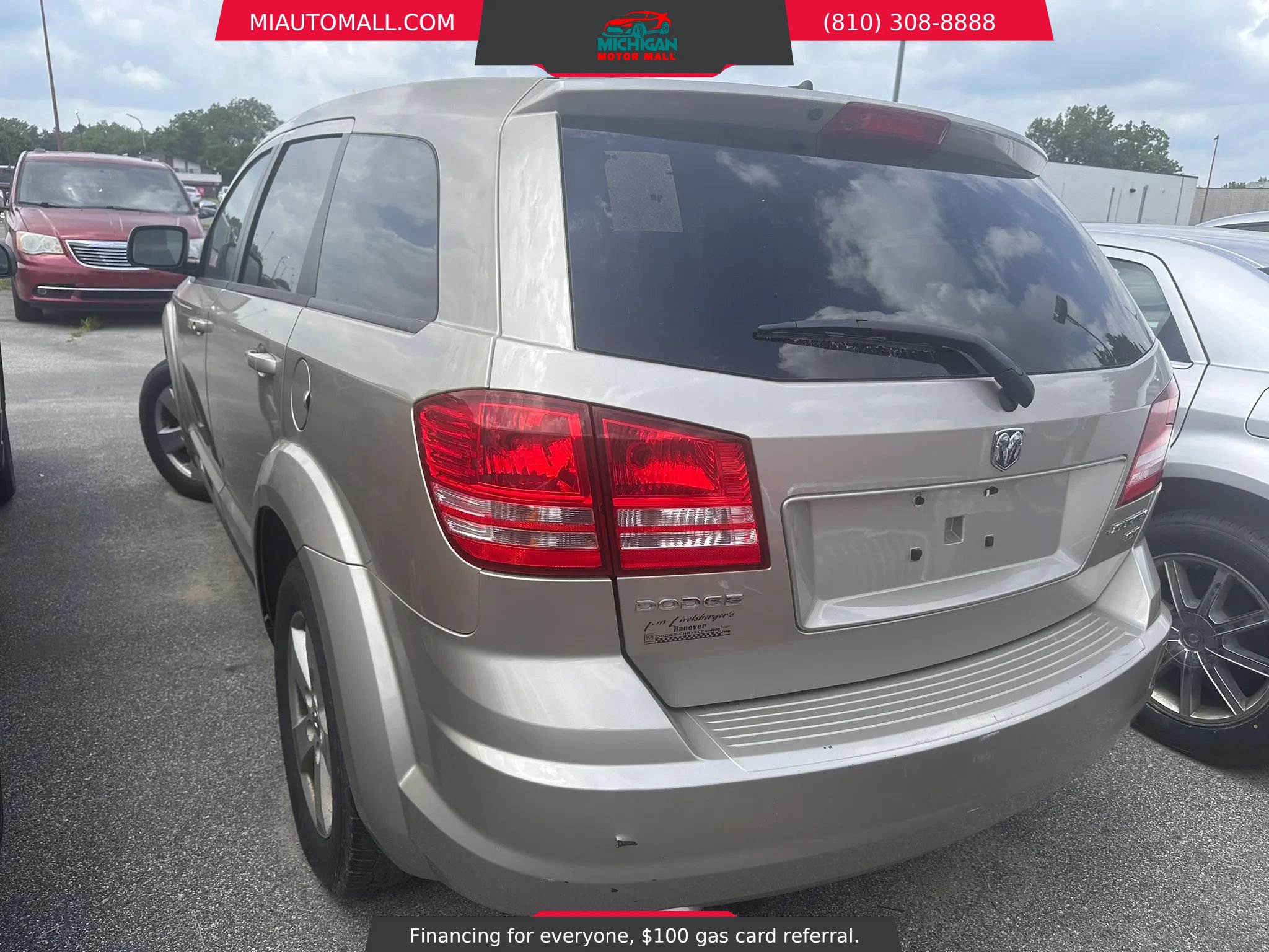 Used 2009 Dodge Journey SXT FWD image 4