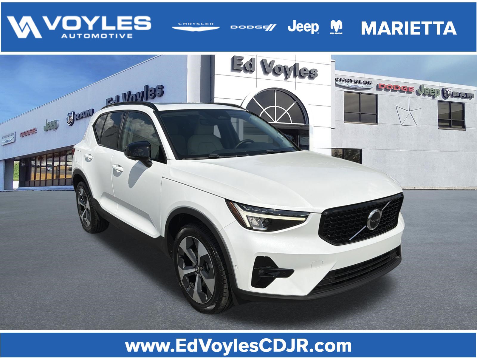 Used 2023 Volvo XC40 B4 Ultimate FWD image 1