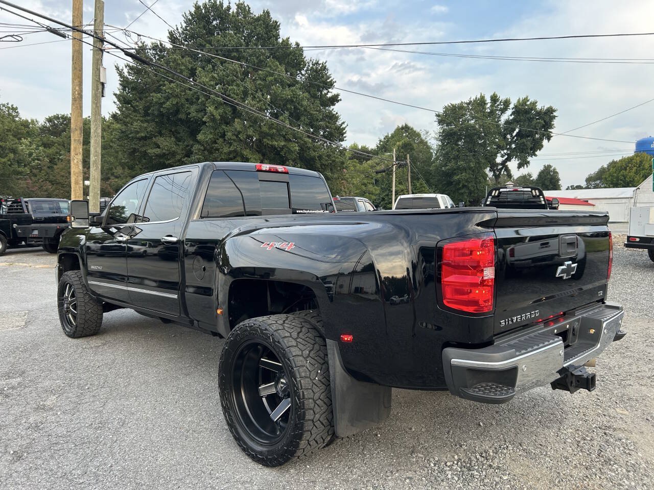 Used 2016 Chevrolet Silverado 3500 LTZ w/ Duramax Plus Package AWD/4WD image 9