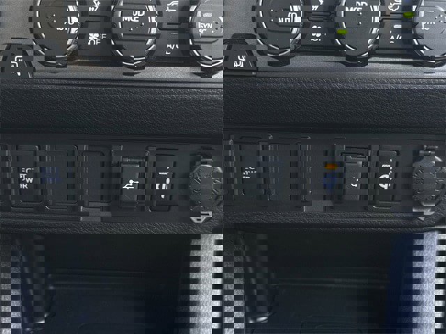 Used 2021 Toyota Tacoma TRD Off-Road w/ TRD Premium Off Road Package image 22