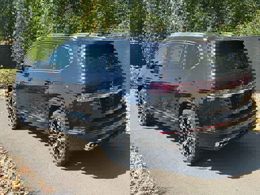 New 2026 Volkswagen Atlas SEL Premium R-Line image 3