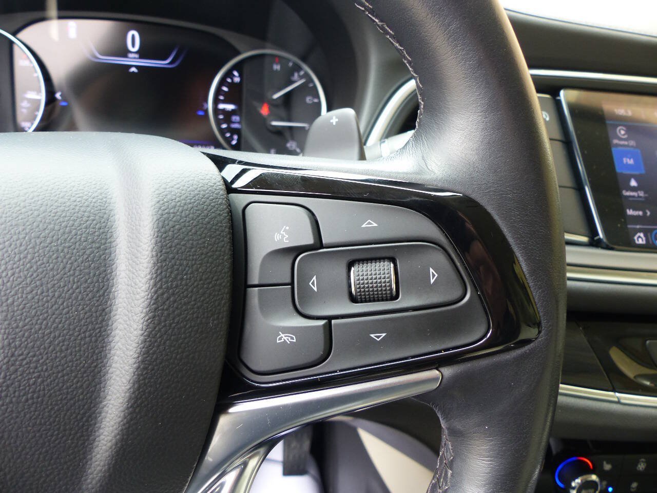 Used 2022 Buick Enclave Premium w/ Surround and Sites Package FWD image 29