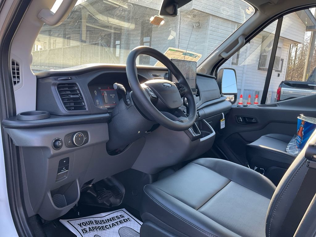 New 2026 Ford Transit 250 148 Medium Roof RWD image 13