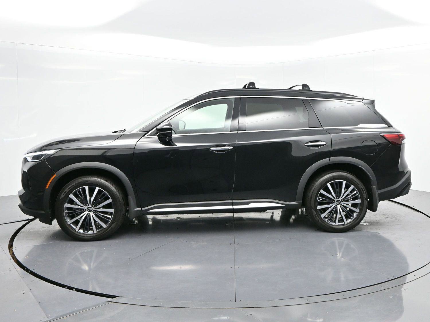 Used 2024 INFINITI QX60 Autograph w/ Cargo Package image 4