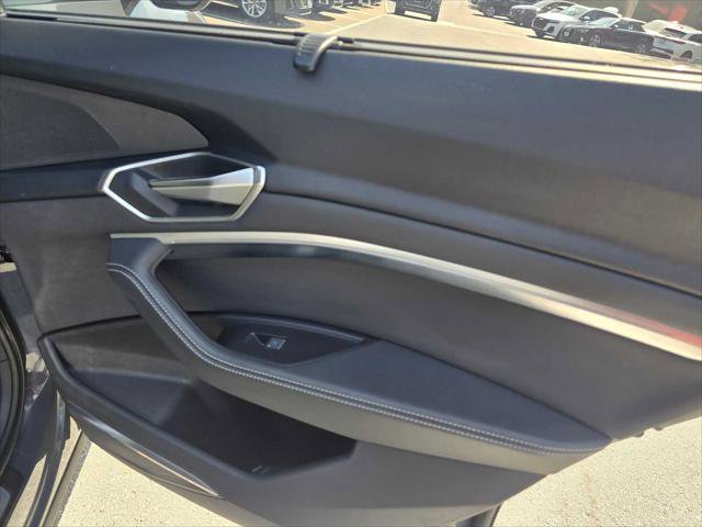 Used 2024 Audi Q8 e-tron Prestige w/ Prestige Package image 13