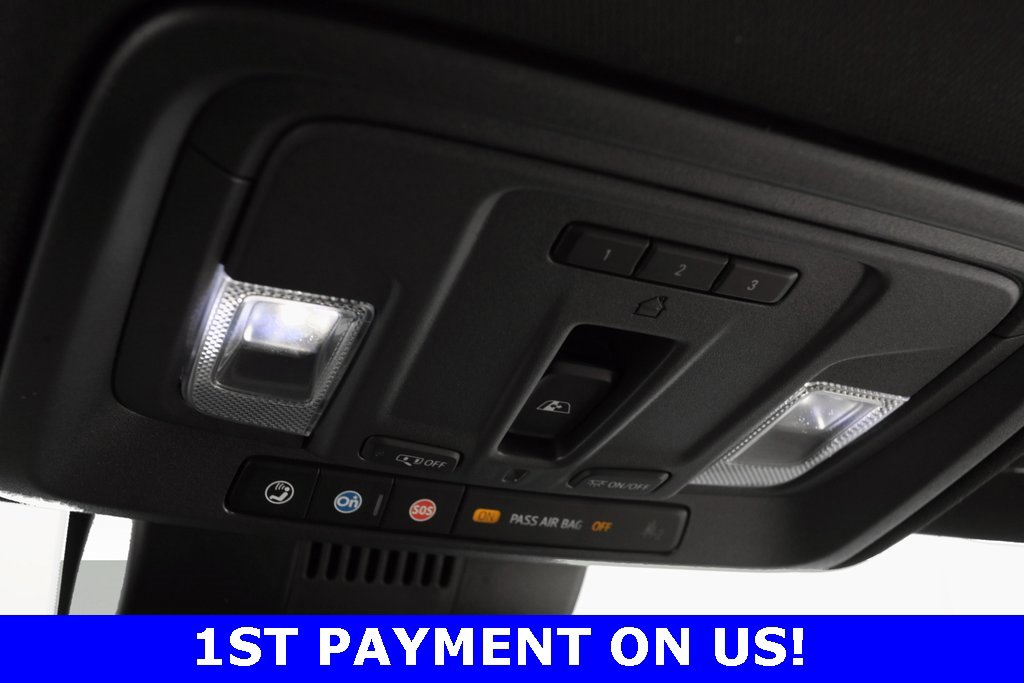 Used 2024 Chevrolet Silverado 1500 ZR2 w/ Technology Package image 29