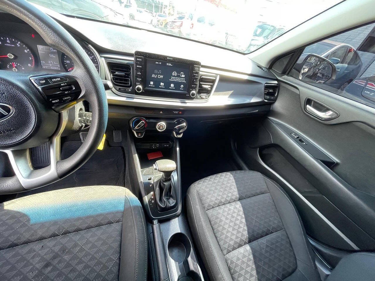 Used 2019 Kia Rio S FWD image 6