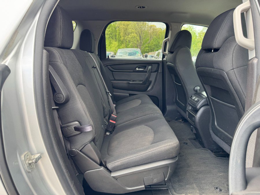 Used 2014 GMC Acadia SLE FWD image 19