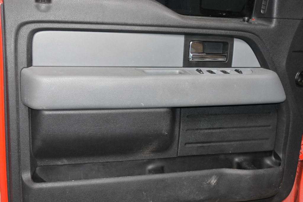Used 2013 Ford F150 XLT w/ XLT Chrome Pkg AWD/4WD image 4