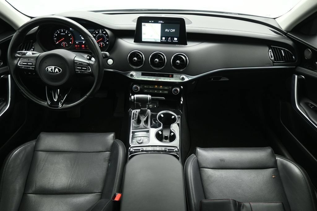 Used 2019 Kia Stinger Premium RWD image 22