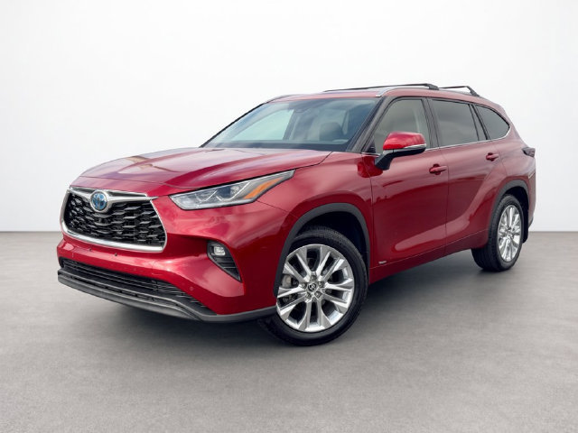 Used 2024 Toyota Highlander Limited