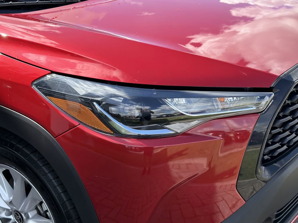 Used 2023 Toyota Corolla Cross LE FWD image 8