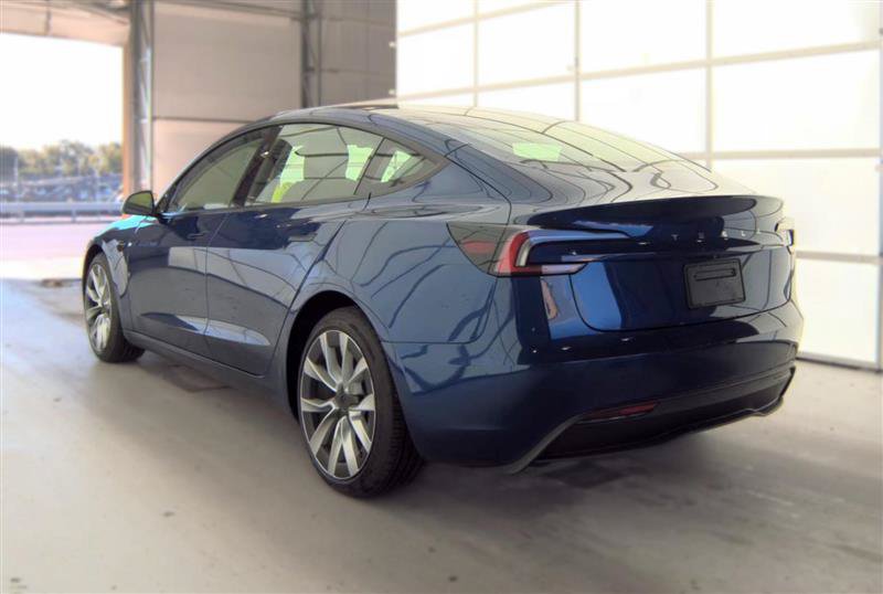 Used 2024 Tesla Model 3 Long Range RWD image 2