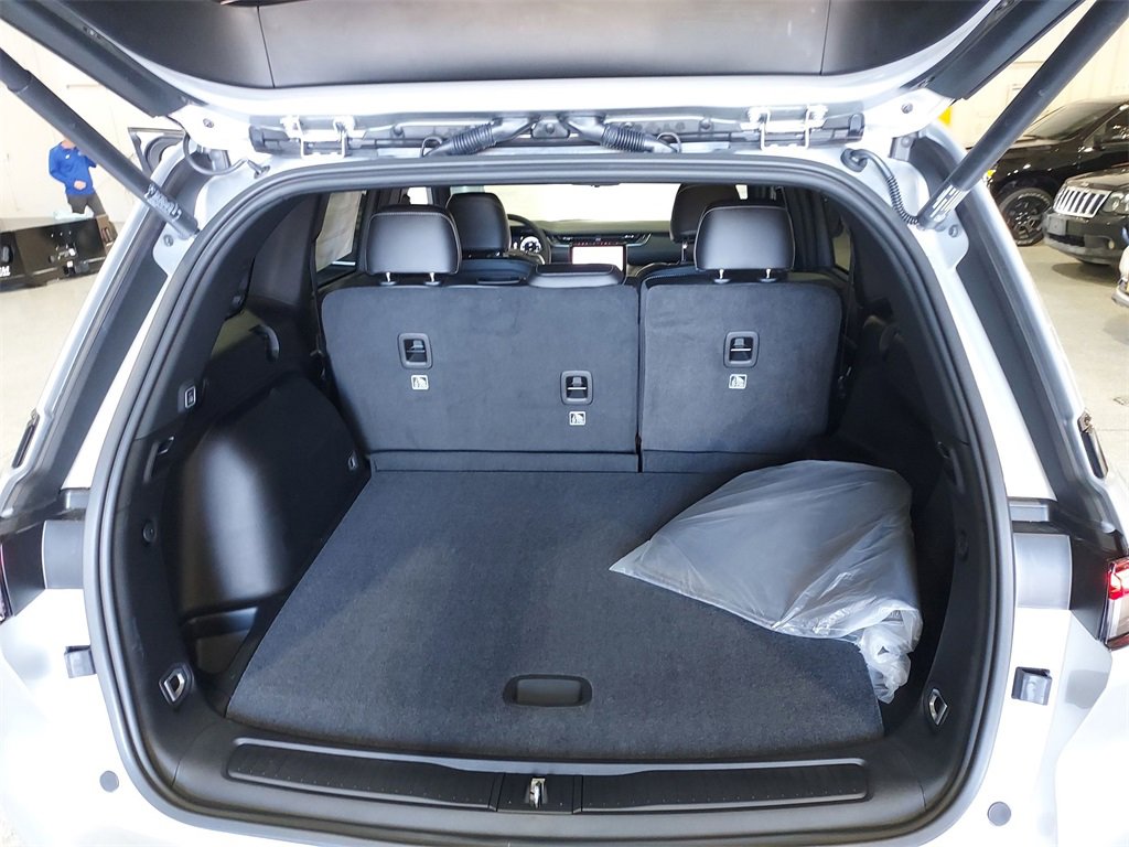 New 2025 Jeep Grand Cherokee Limited w/ Luxury Tech Group II image 30