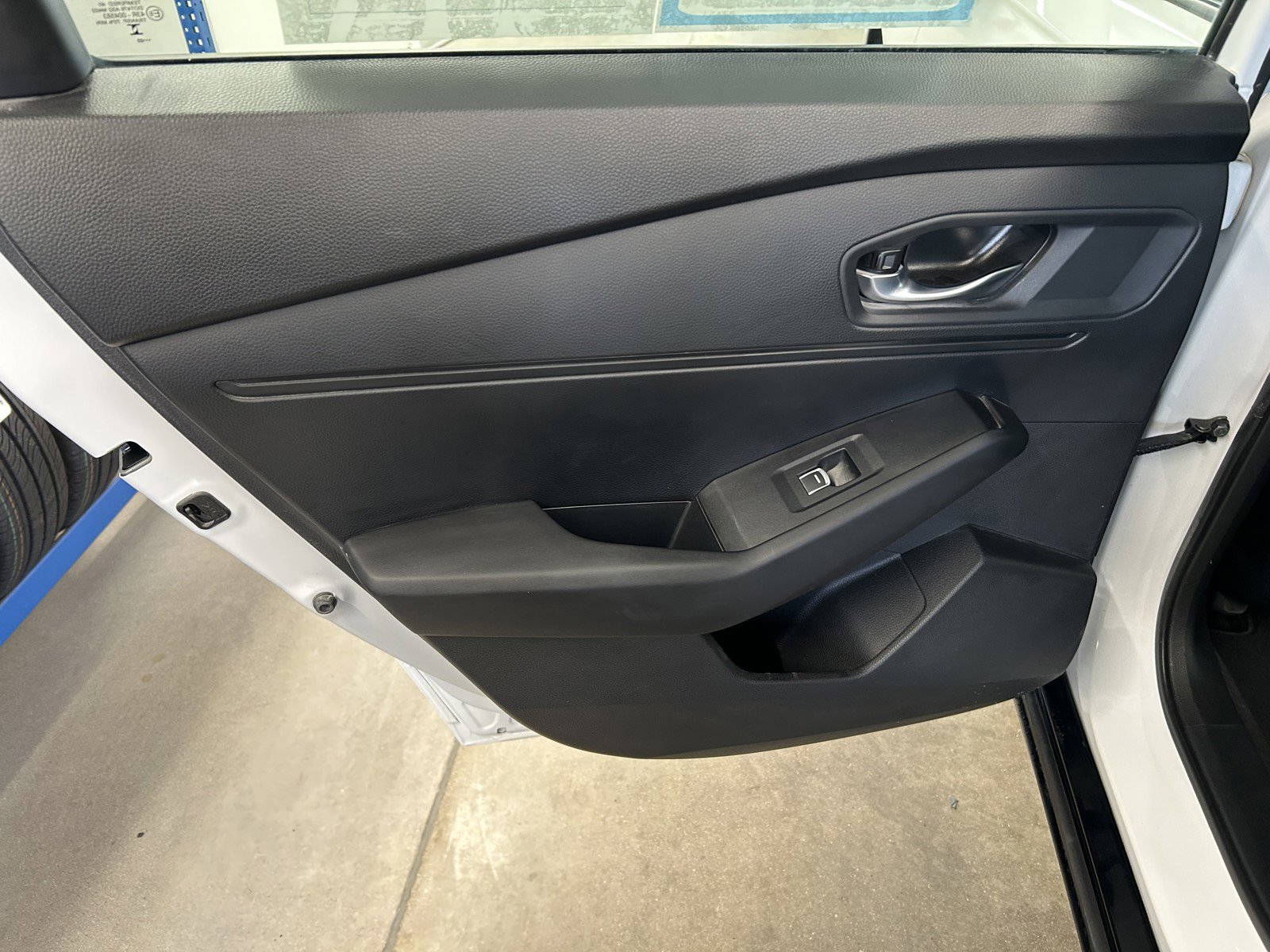 Used 2023 Honda Accord EX-L image 12