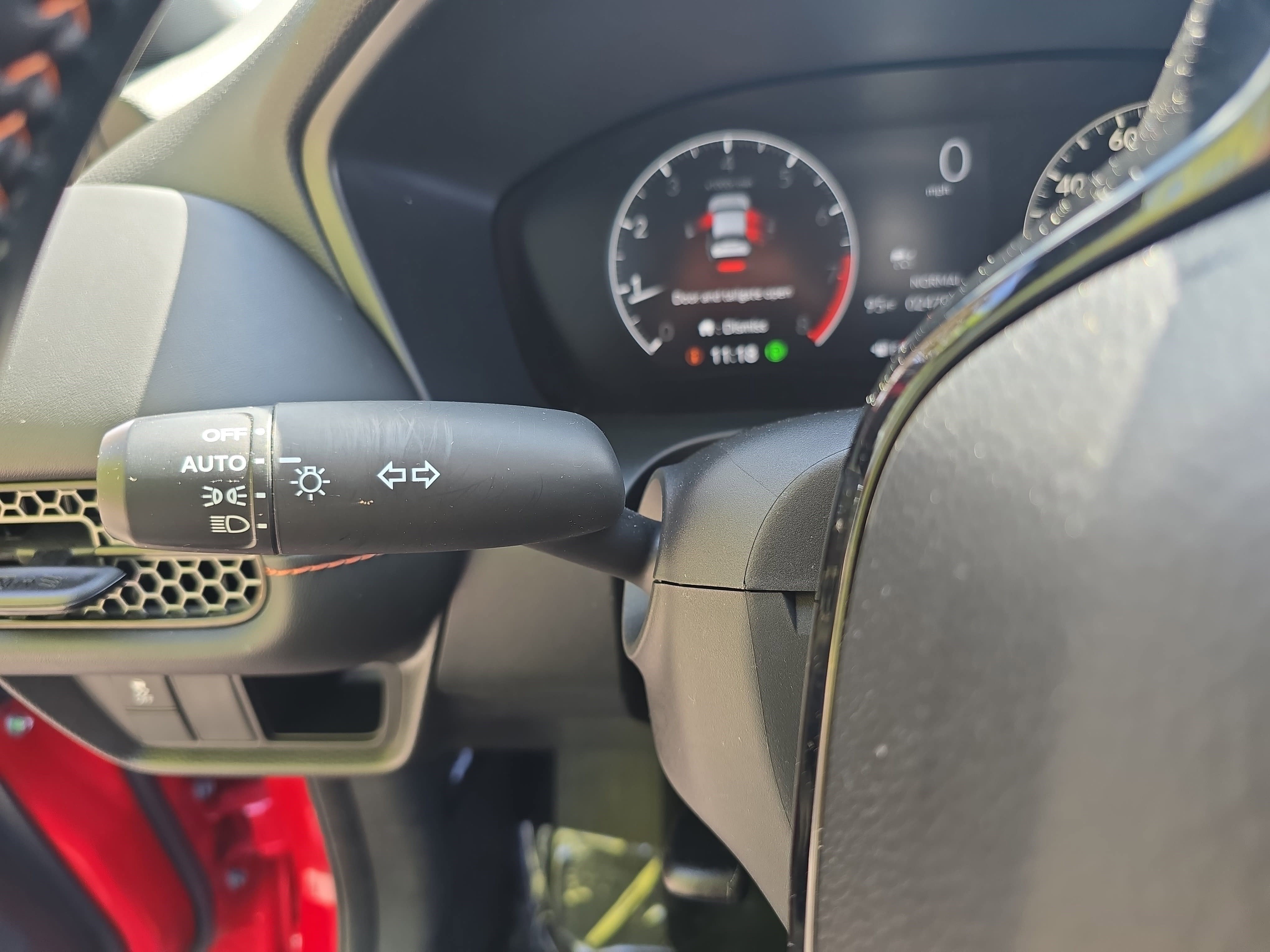 Used 2025 Honda HR-V Sport image 26