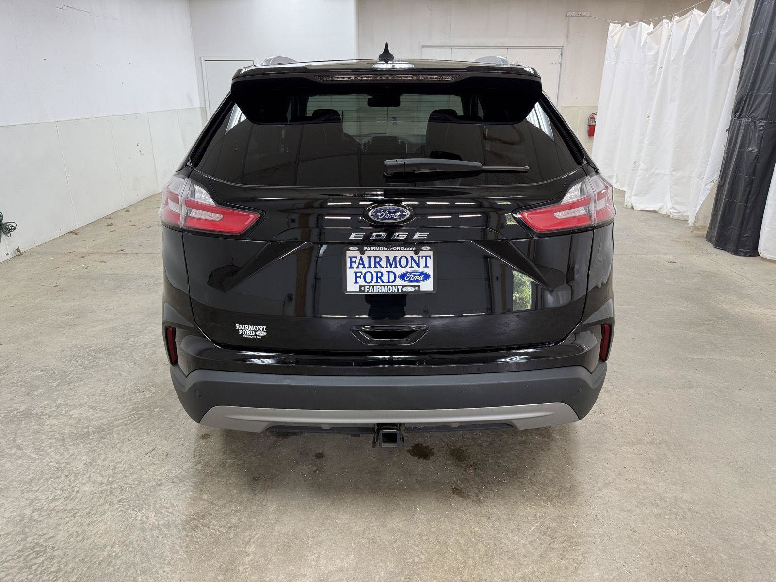 Used 2023 Ford Edge SEL w/ Convenience Package AWD/4WD image 6