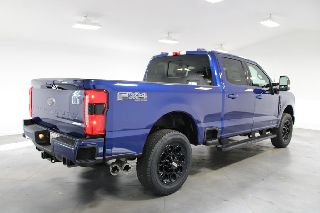 New 2026 Ford F250 Lariat w/ Black Appearance Package image 8