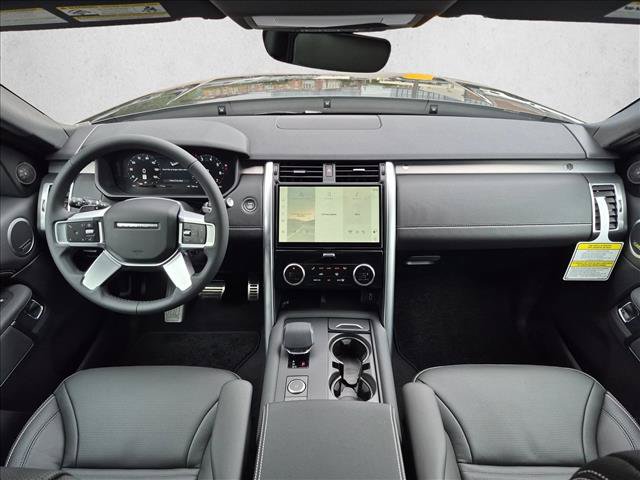 New 2026 Land Rover Discovery Limited Edition AWD/4WD image 22