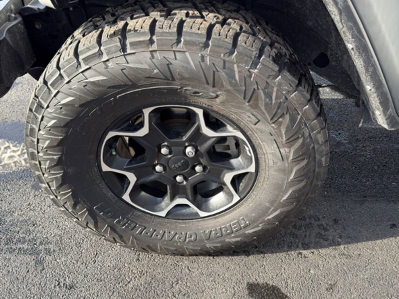 Used 2021 Jeep Wrangler Unlimited Rubicon 4xe w/ Cold Weather Group image 24