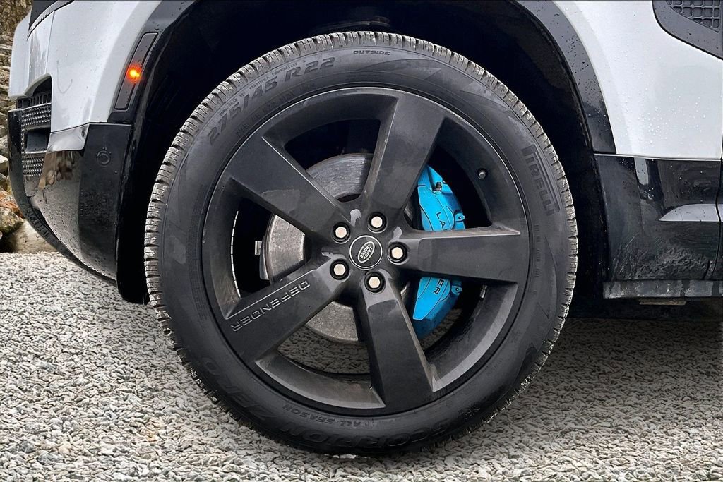 Used 2022 Land Rover Defender 90 Carpathian Edition image 9